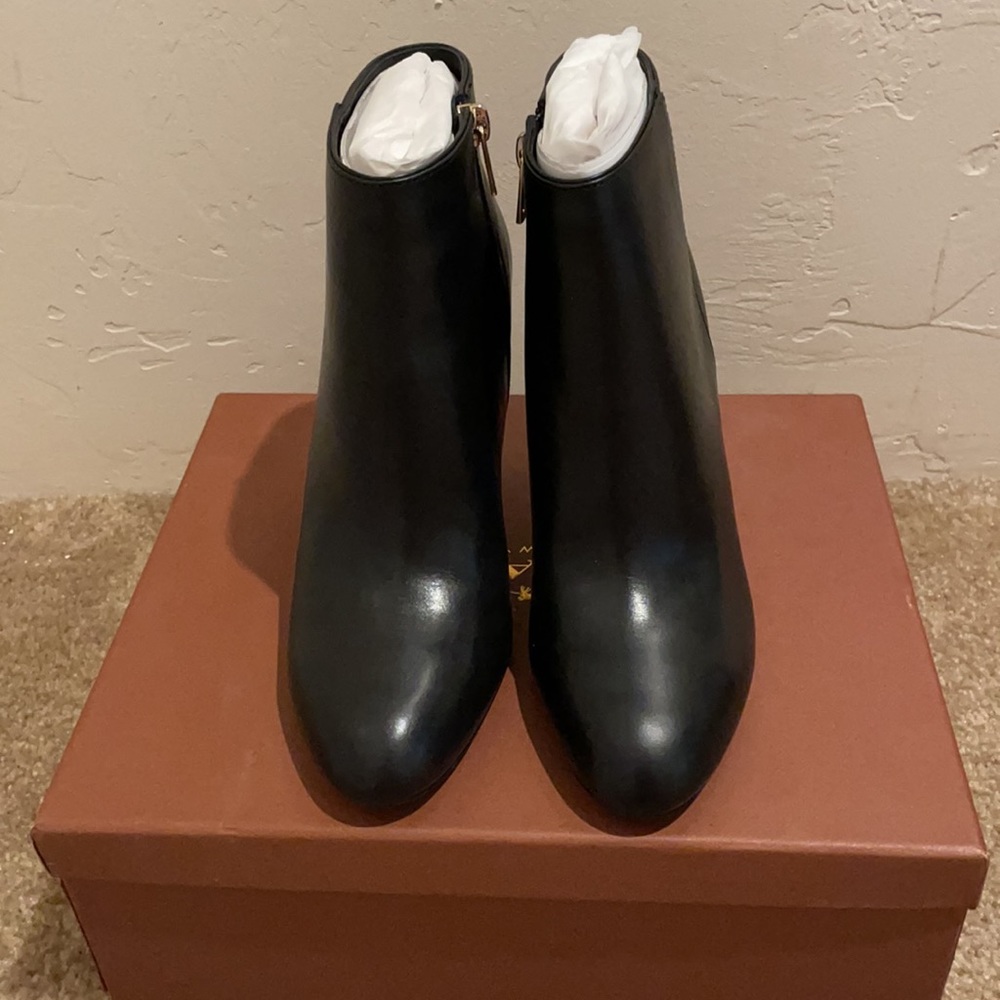 Ankle Heeled booties - Picture 2 of 5